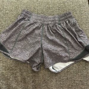 Lululemon Hotty Hot Shorts. Size 4. 2.5”